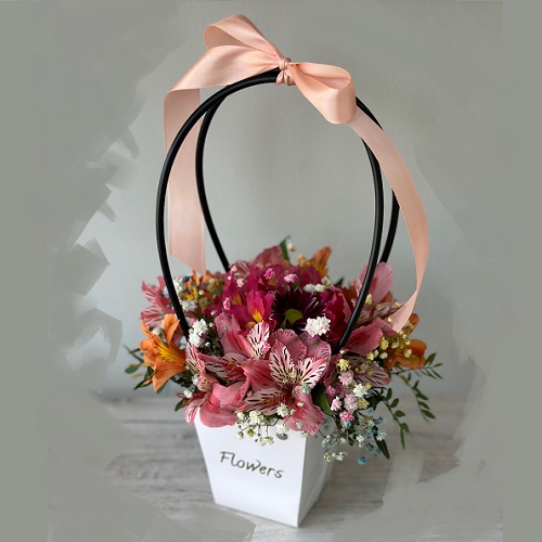 Красивая корзинка цветов Тирасполь - Доставка цветов в Тирасполе от 500 рублей ПМР