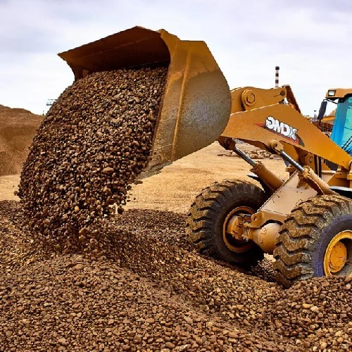 Песчаный карьер ПМР: Добыча и доставка песка в Приднестровье по оптовым ценам производителя самосвалами при заказе от 10 тонн