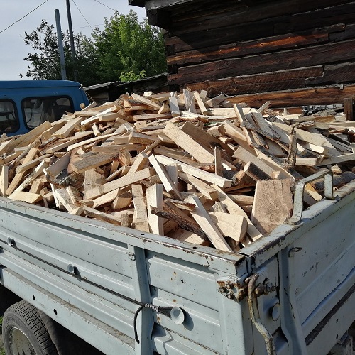 Заказать дрова на дачу для отопления домика Всеволожский район Ленинградской области - ДРОВА СПб