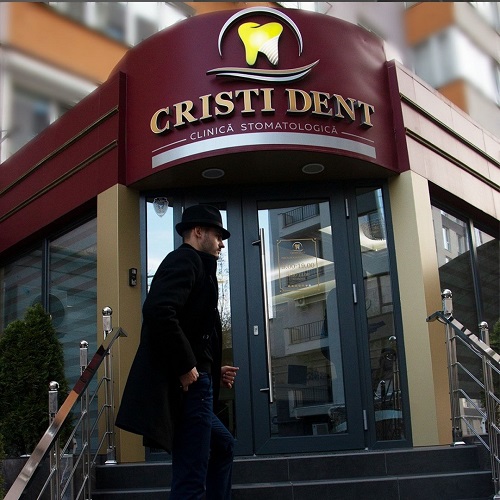 Цены на стоматологические услуги Молдова - Доступные цены на импланты в Кишиневе
