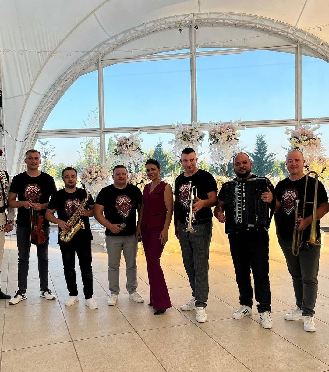 Muzică live pentru nunta ta în Chișinău – prețuri și pachete de servicii