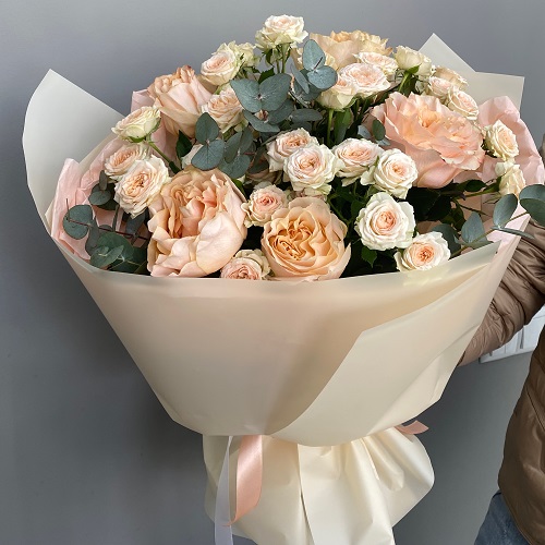 Шикарный букет роз - Доставка цветов в Тирасполе от 500 рублей ПМР. Только свежие!